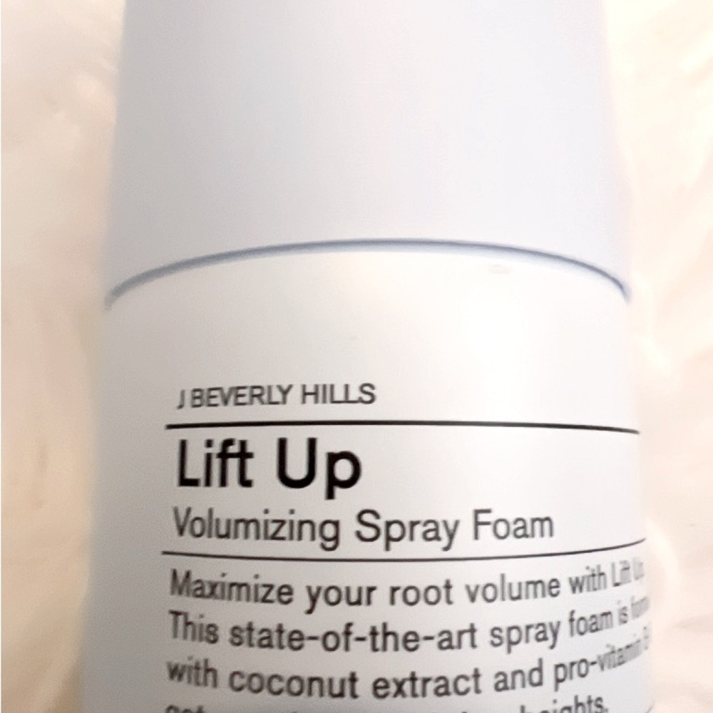 Brand new, J Beverly Hills lift Up hair moose delivers mega volume/lift